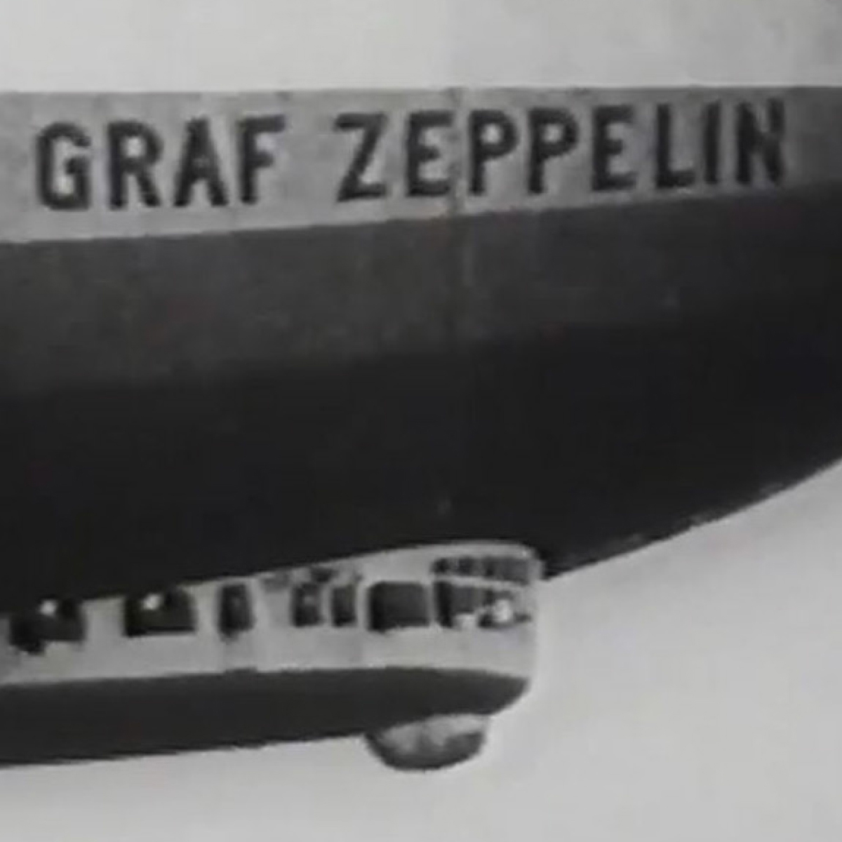 181012_anfang20jhd_1200x1200px Ausschnitt des Graf Zeppelin Luftschiffes