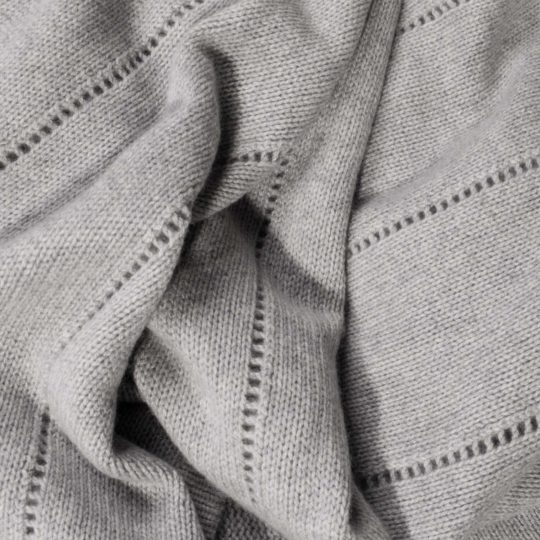 4005133019871-03-devine-zoeppritz-cashmere-strickdecke-200x220-hellgrau-grau-melliert