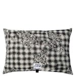 4051244571265-01-cushion-cotton-black-50x70-edition2308-980
